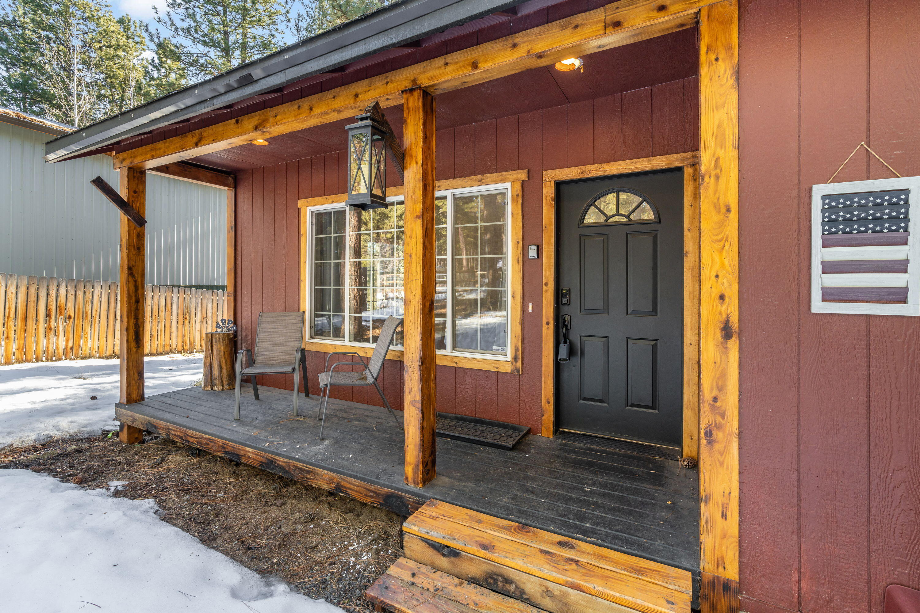 17137 Oxnard Road Bend, OR 97707 - Photo 4 of 36 6_JustinEwing_DSC6165