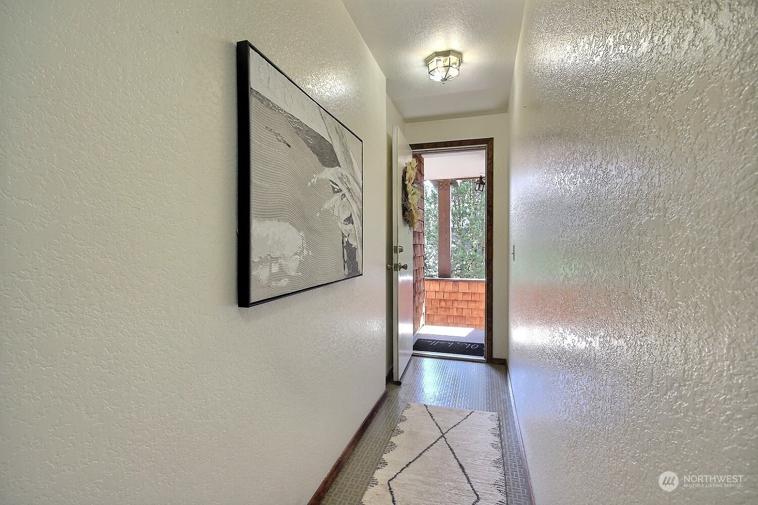 740 North 32nd Street, Unit 1 Renton, WA 98056 - Photo 5 of 32 a view of gallery with hallway
