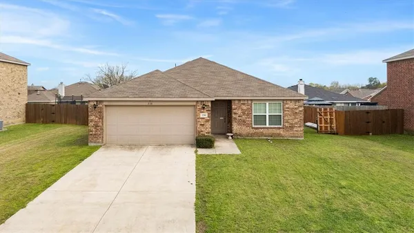 $245,000 | 238 Willow Creek Lane, Terrell, TX 75160