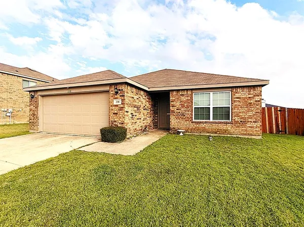 $245,000 | 238 Willow Creek Lane, Terrell, TX 75160