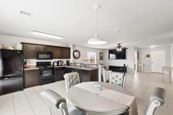 $245,000 | 238 Willow Creek Lane, Terrell, TX 75160