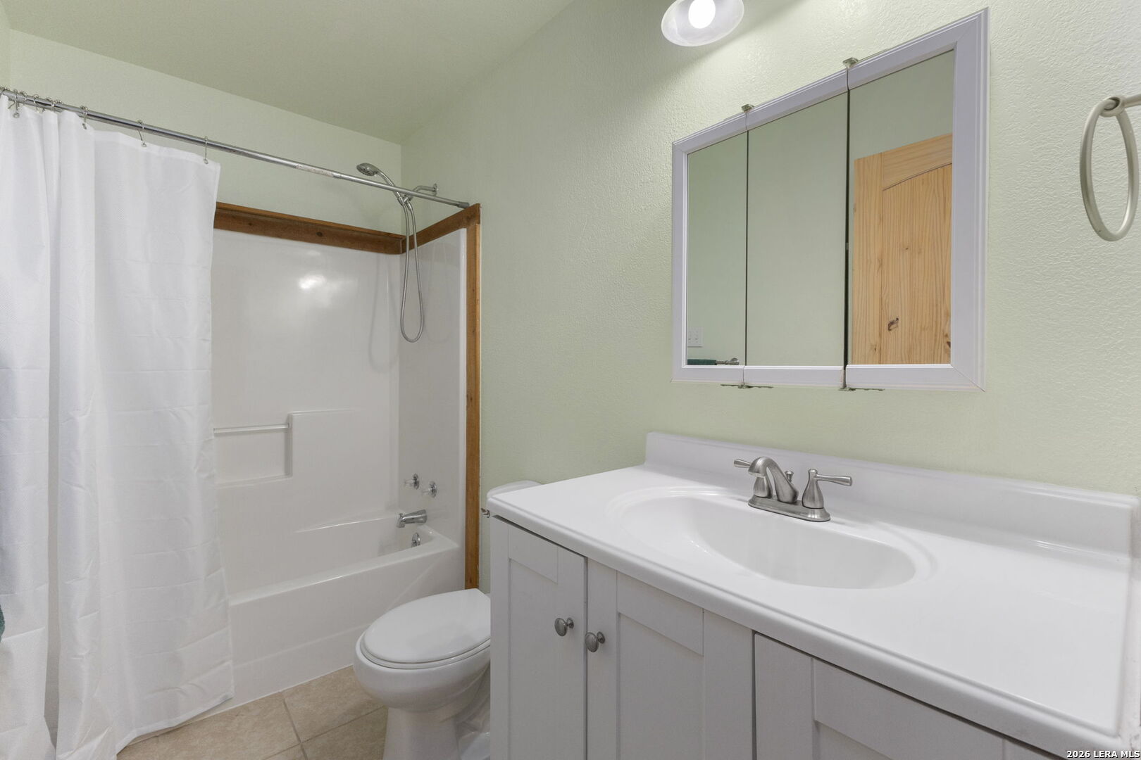 138 Comanche Path Bandera, TX 78003 - Photo 33 of 50 Gallery Image 33