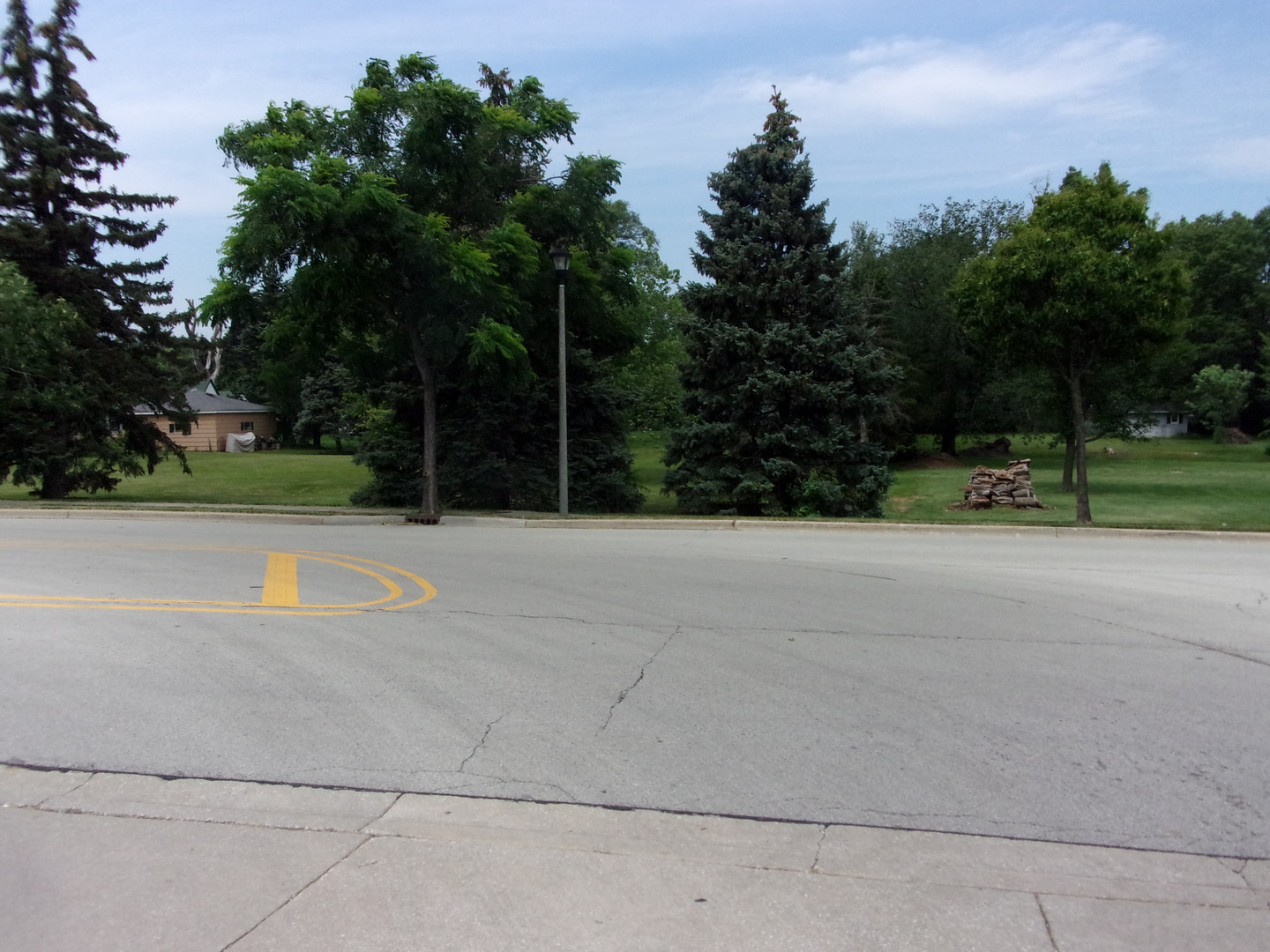 232 Eastgate Road Lombard, IL 60148 - Photo 16 of 17 a view of basketball court