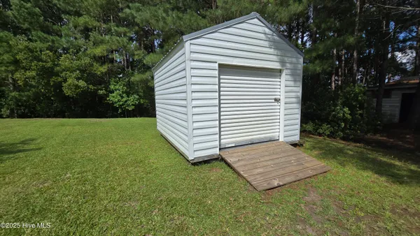 $314,900 | 108 Willowbend Drive, Burgaw, NC 28425