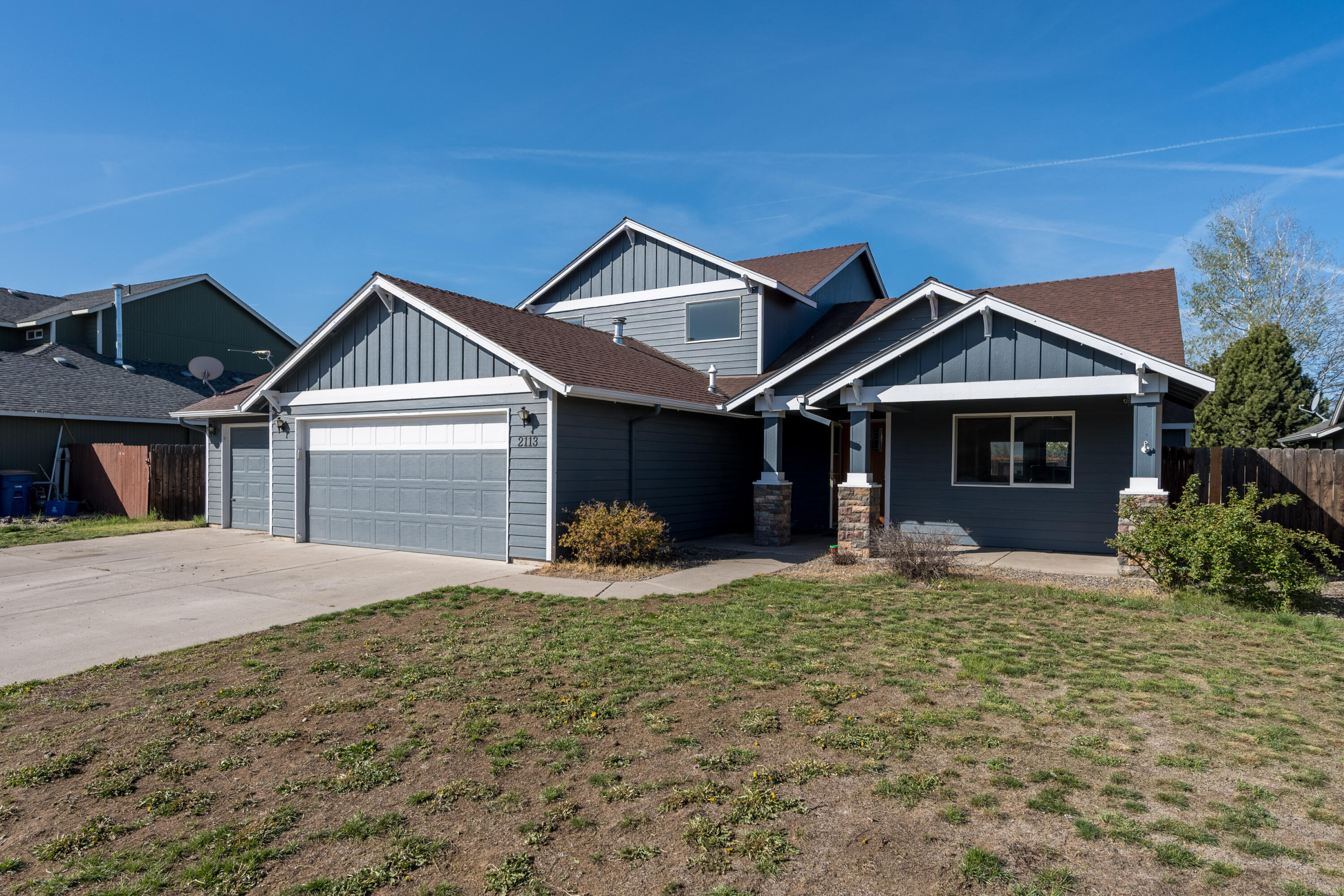 2113 Northwest 22nd Street Redmond, OR 97756 - Photo 4 of 40 TPark_8933_041726-HDR