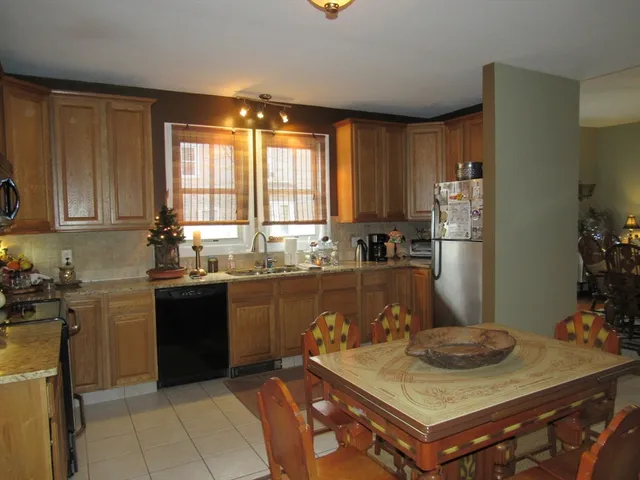 $299,999 | 96 Main Street, Unit 1, Blackstone, MA 01504