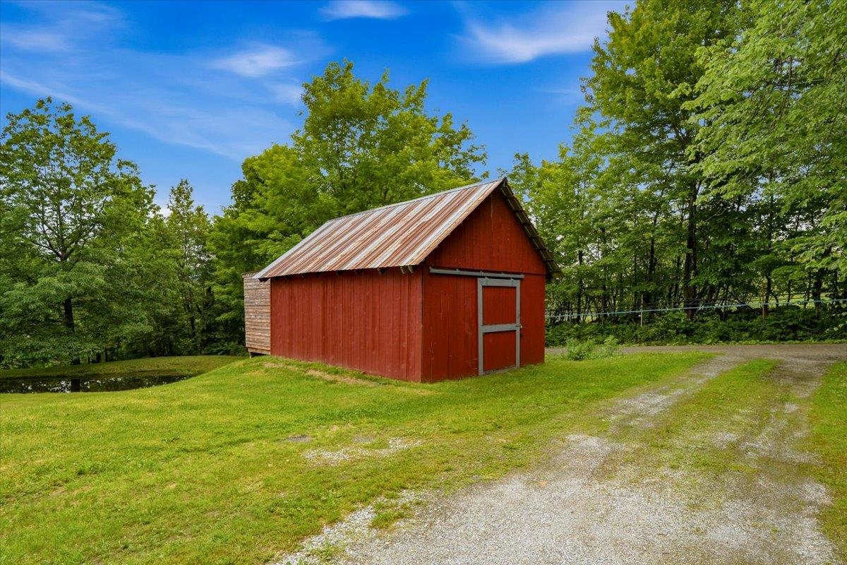 66 Huntley Road Cambridge, VT 05464 - Photo 28 of 37
