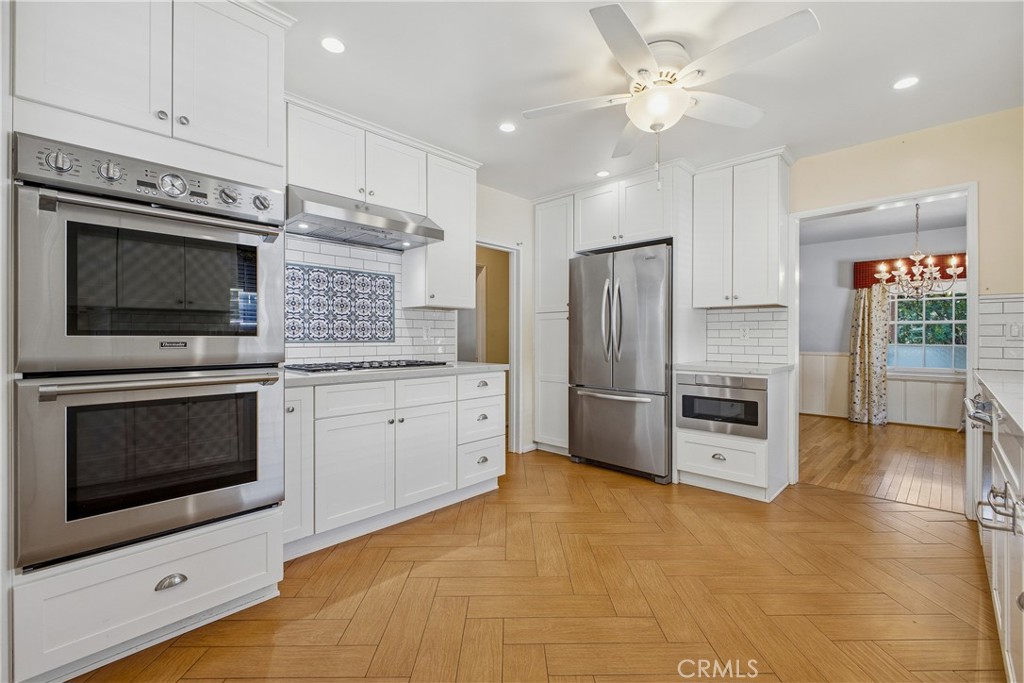 541 East Woodbury Road Altadena, CA 91001 - Photo 20 of 48