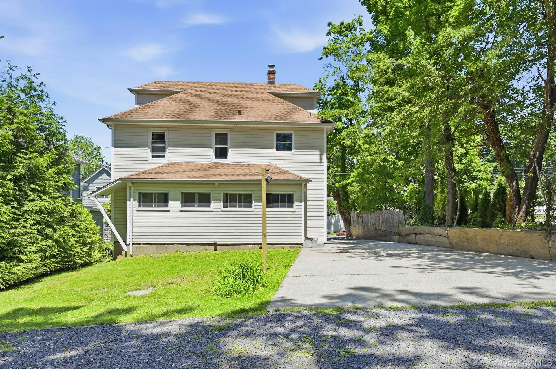 12 Chester Street Locust Valley, NY 11560 - Photo 5 of 31