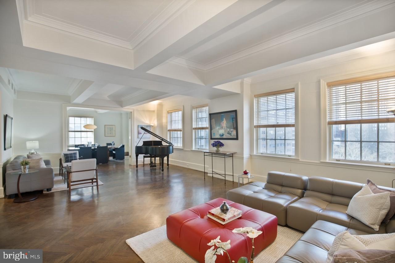 1900 Rittenhouse Square, Unit 7A Philadelphia, PA 19103 - Photo 2 of 25 Gallery Image 2
