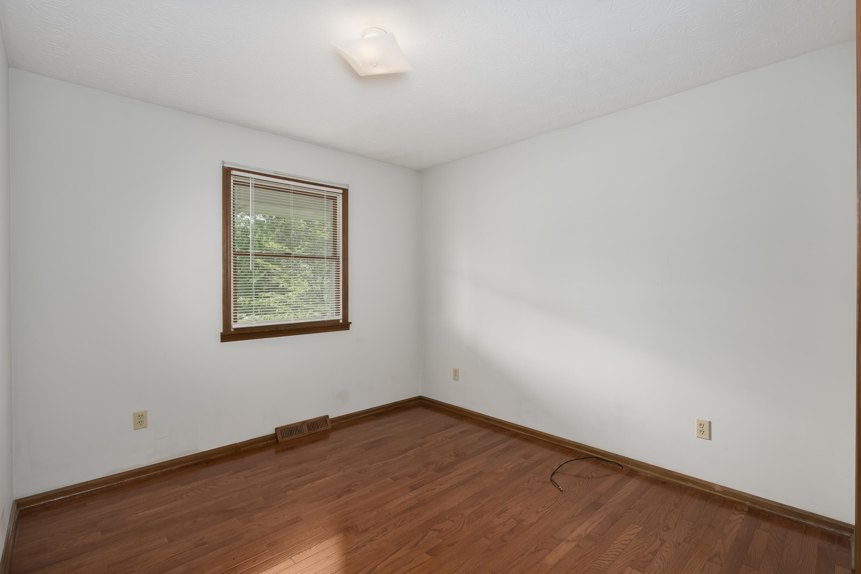 655 Baton Rouge Road Williamstown, KY 41097 - Photo 13 of 49