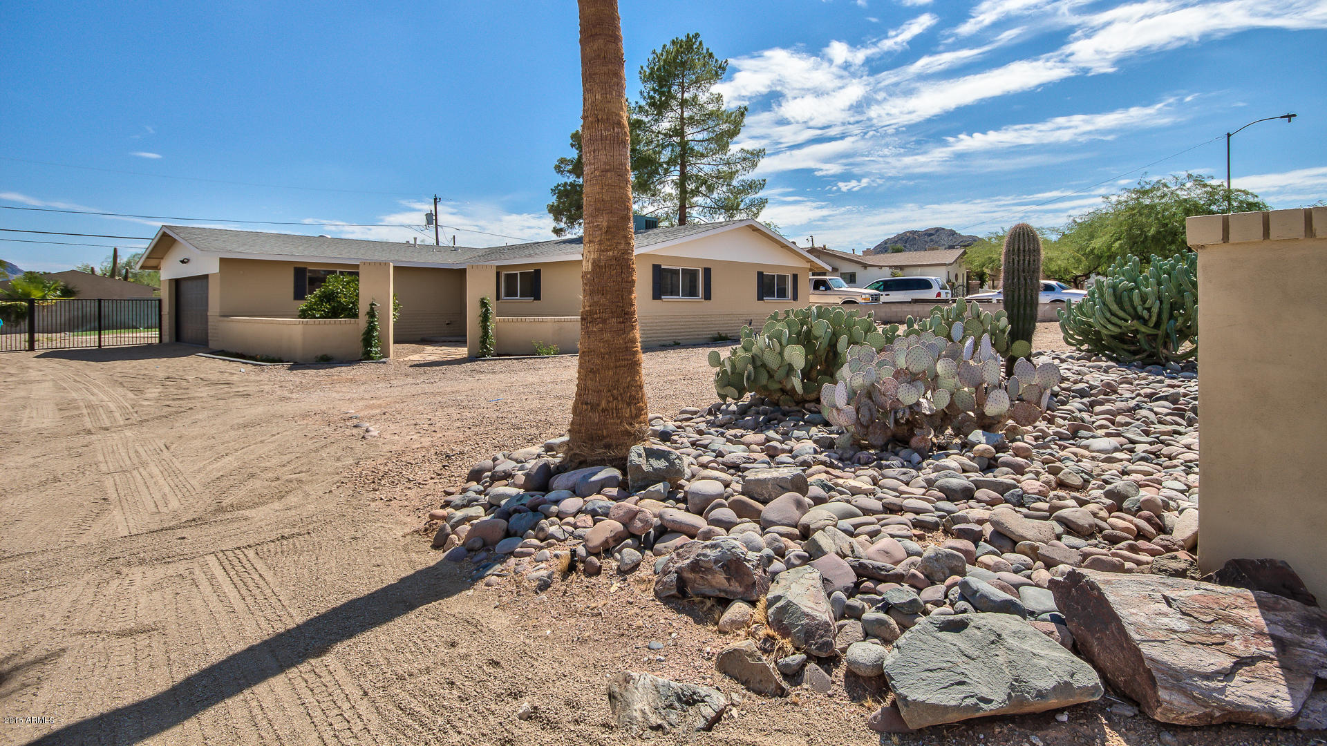 2909 East Thunderbird Road Phoenix, AZ 85032 - Photo 1 of 32 01