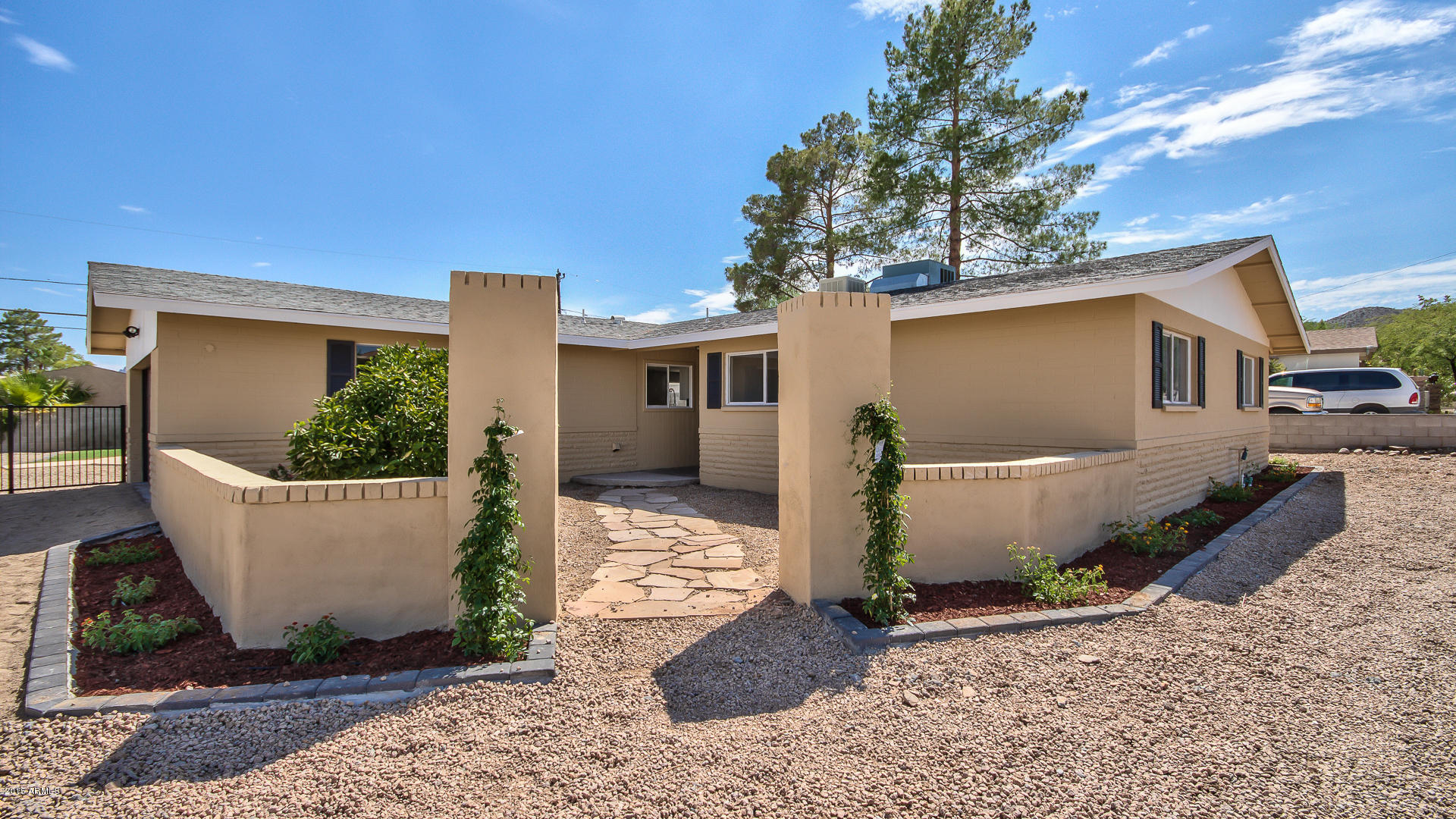 2909 East Thunderbird Road Phoenix, AZ 85032 - Photo 5 of 32 05