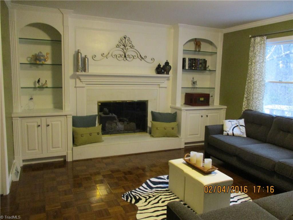 921 Shamrock Road High Point, NC 27265 - Photo 15 of 29 Den with Fire Place