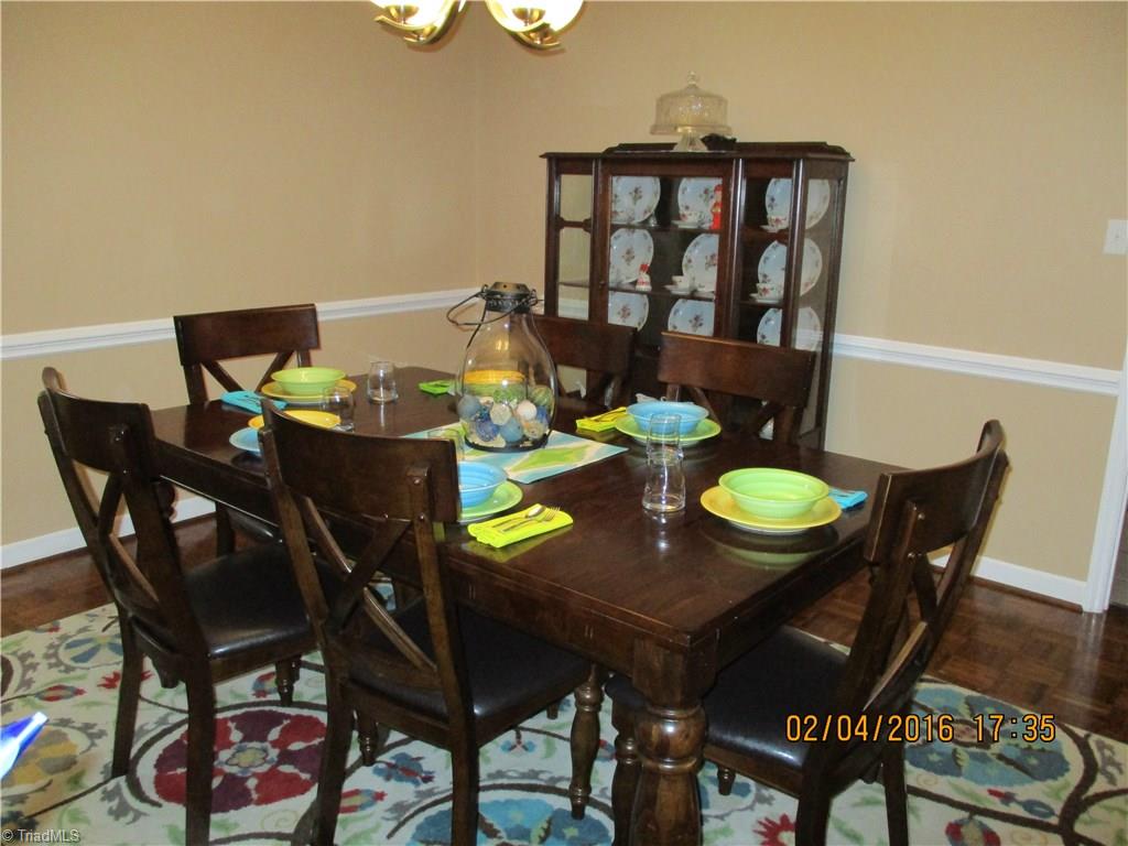 921 Shamrock Road High Point, NC 27265 - Photo 18 of 29 Dinning