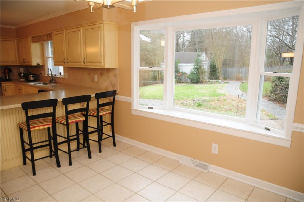 921 Shamrock Road High Point, NC 27265 - Photo 22 of 29 Bay Window
