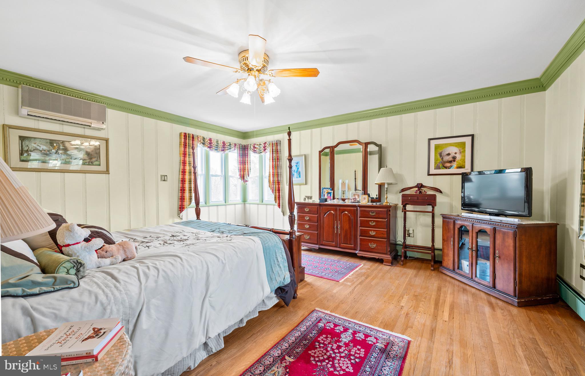 97 Grandview Boulevard Reading, PA 19609 - Photo 28 of 64 First Floor Master Bedroom