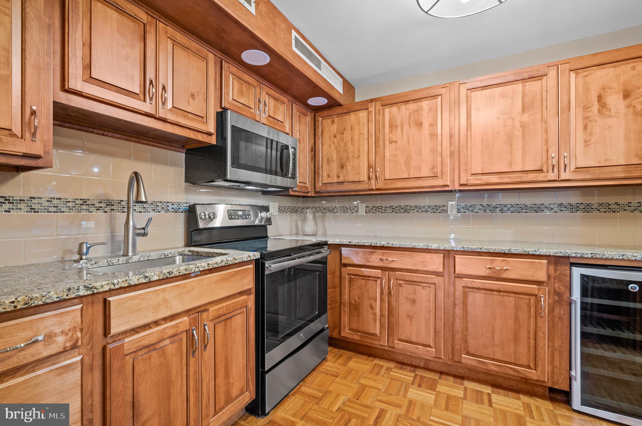 97 Grandview Boulevard Reading, PA 19609 - Photo 43 of 64 2nd Kitchen off of billiard room