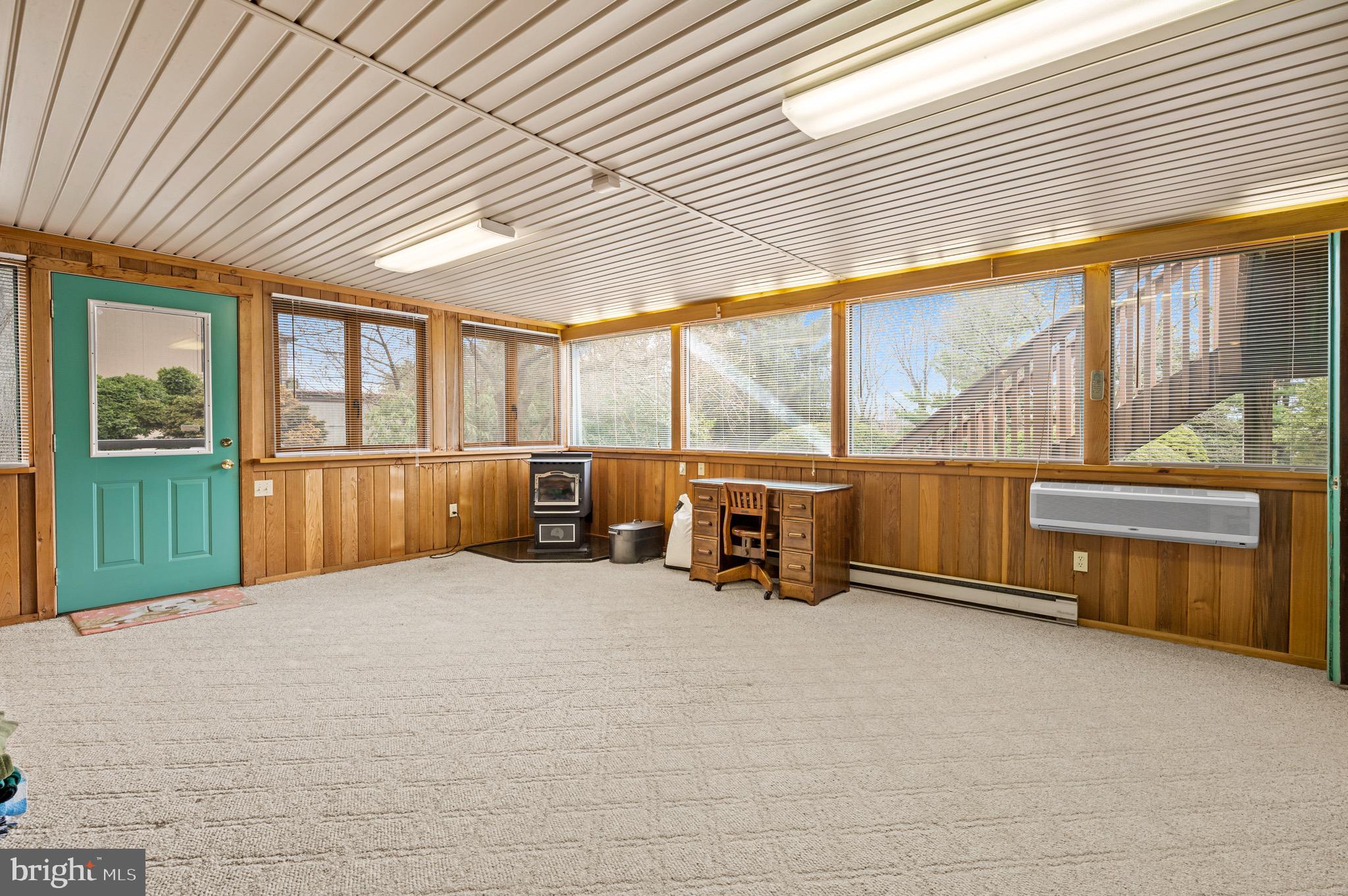 97 Grandview Boulevard Reading, PA 19609 - Photo 47 of 64 Definitely flex space for 2nd family