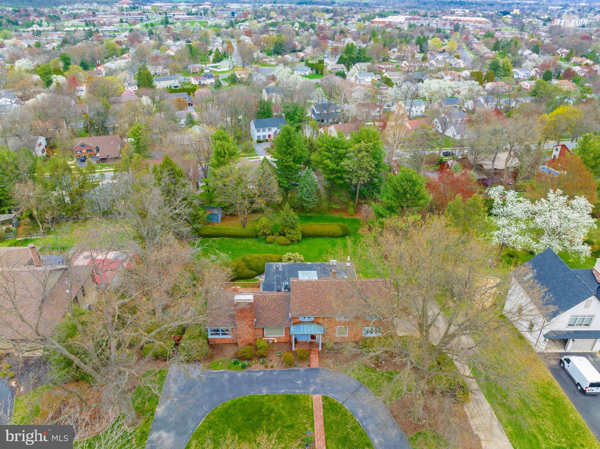 97 Grandview Boulevard Reading, PA 19609 - Photo 5 of 64 Front view from above