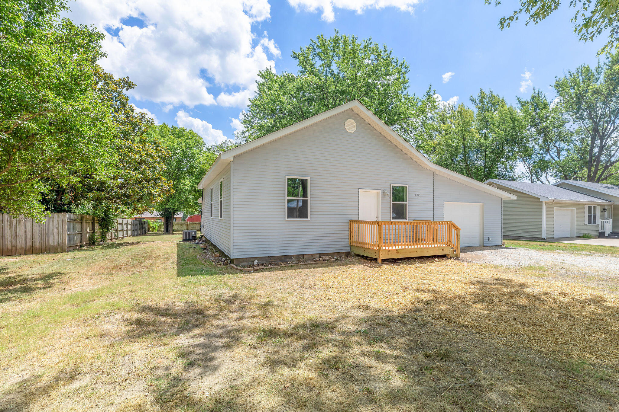 1005 13th Street Monett, MO 65708 - Photo 1 of 1 Main