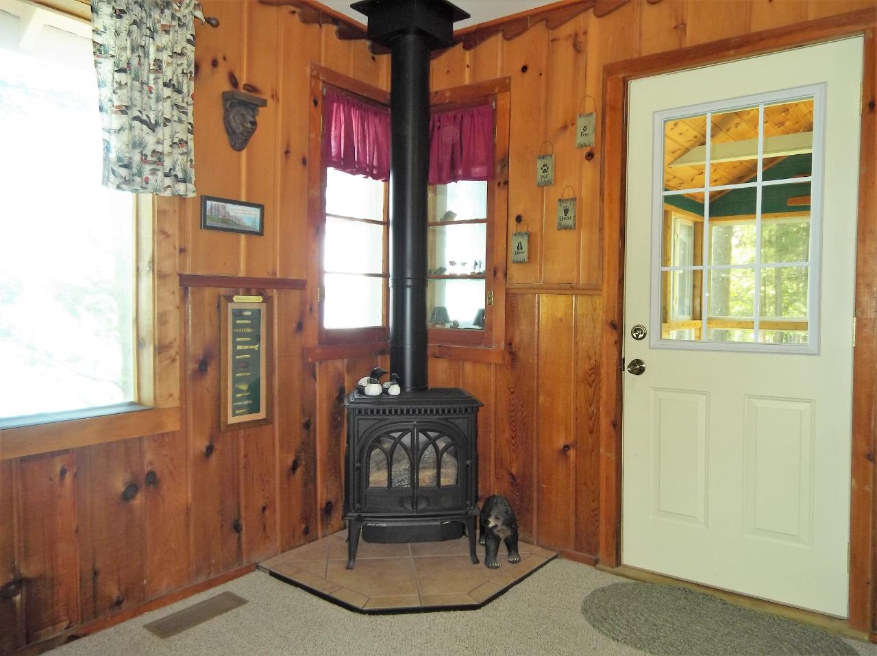 8512 Hower Road Minocqua, WI 54548 - Photo 8 of 25 Gallery Image 8