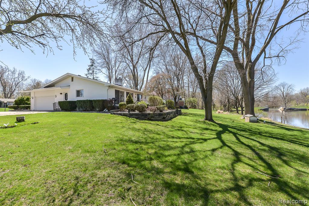 22663 Penton Rise Court Novi, MI 48375 - Photo 44 of 46