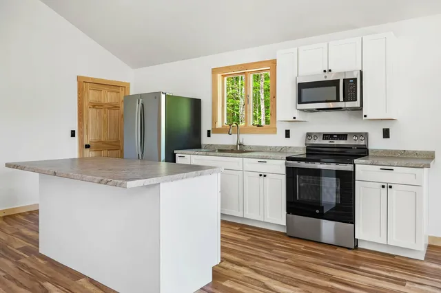 $469,000 | 113 Bunker Lane, Hartland, ME 04943