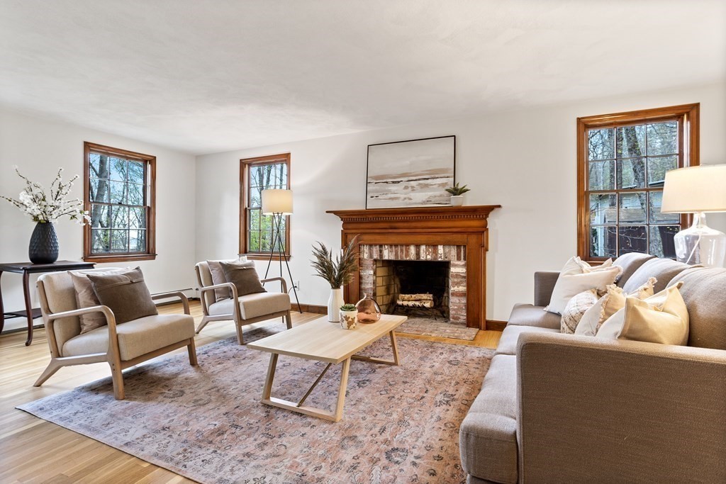 89 Vaughn Hill Road Bolton, MA 01740 - Photo 3 of 30 Gallery Image 3