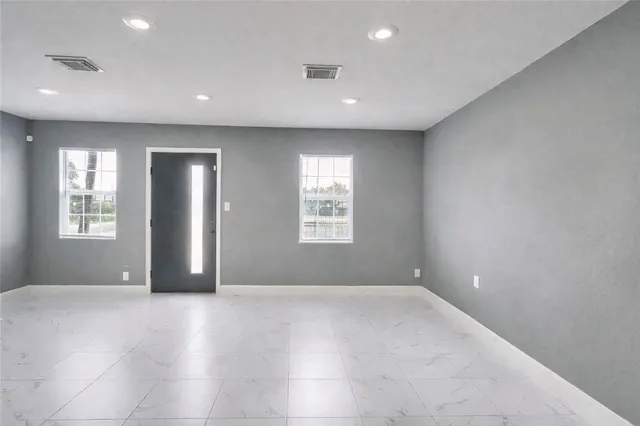 $300,000 | 1107 East 40th 1/2 Street, Houston, TX 77022