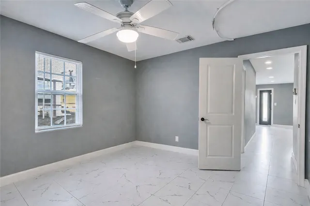 $300,000 | 1107 East 40th 1/2 Street, Houston, TX 77022