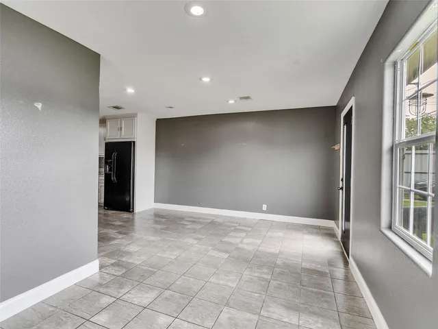 $300,000 | 1107 East 40th 1/2 Street, Houston, TX 77022