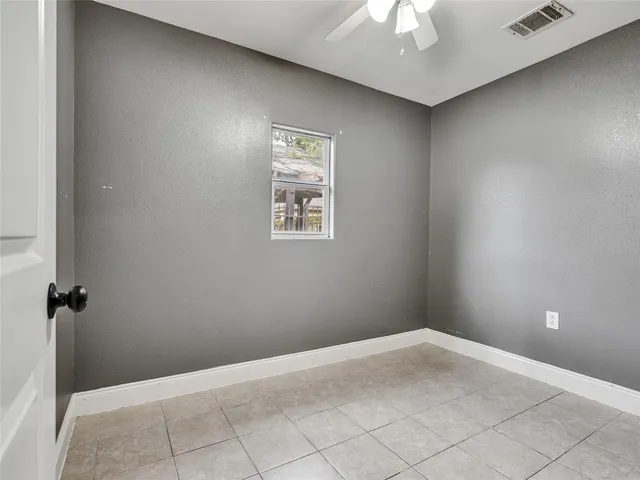 $300,000 | 1107 East 40th 1/2 Street, Houston, TX 77022