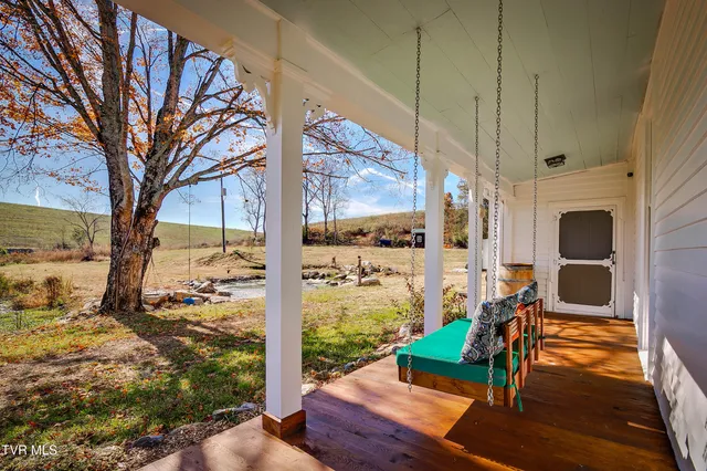 $749,000 | 18254 Providence Road, Abingdon, VA 24210