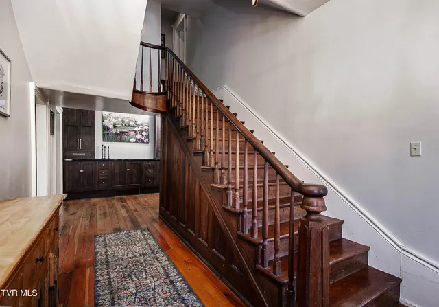 $749,000 | 18254 Providence Road, Abingdon, VA 24210