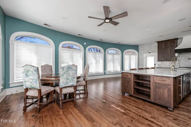 $749,000 | 18254 Providence Road, Abingdon, VA 24210