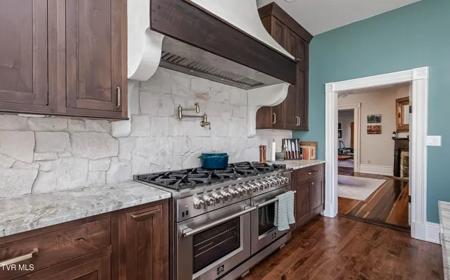 $749,000 | 18254 Providence Road, Abingdon, VA 24210