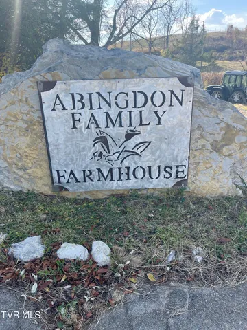 $749,000 | 18254 Providence Road, Abingdon, VA 24210