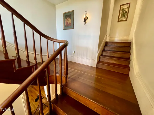 $749,000 | 18254 Providence Road, Abingdon, VA 24210