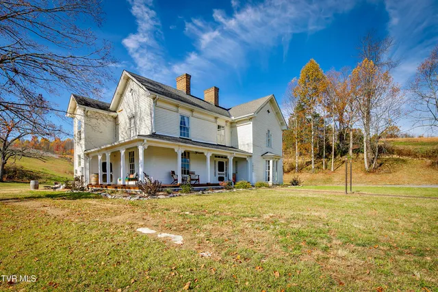 $749,000 | 18254 Providence Road, Abingdon, VA 24210