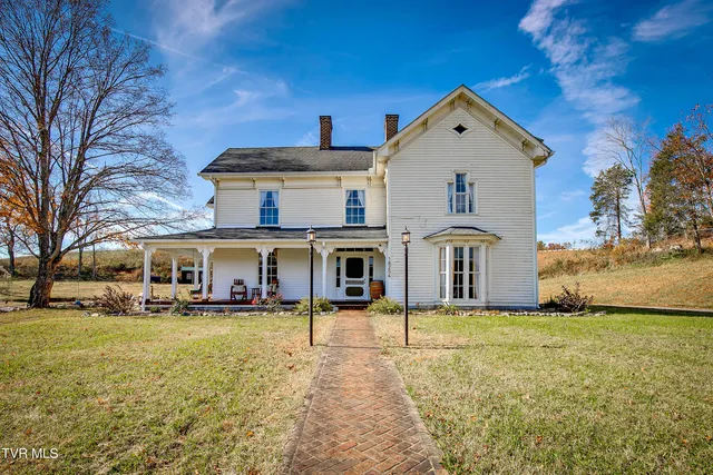 $749,000 | 18254 Providence Road, Abingdon, VA 24210