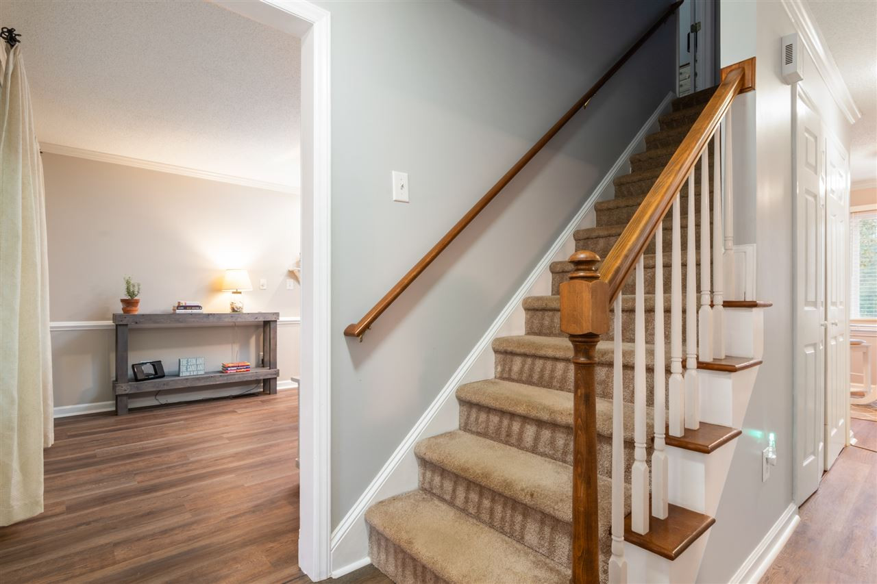 2016 Stonepond Lane Raleigh, NC 27603 - Photo 4 of 23 Photo 4