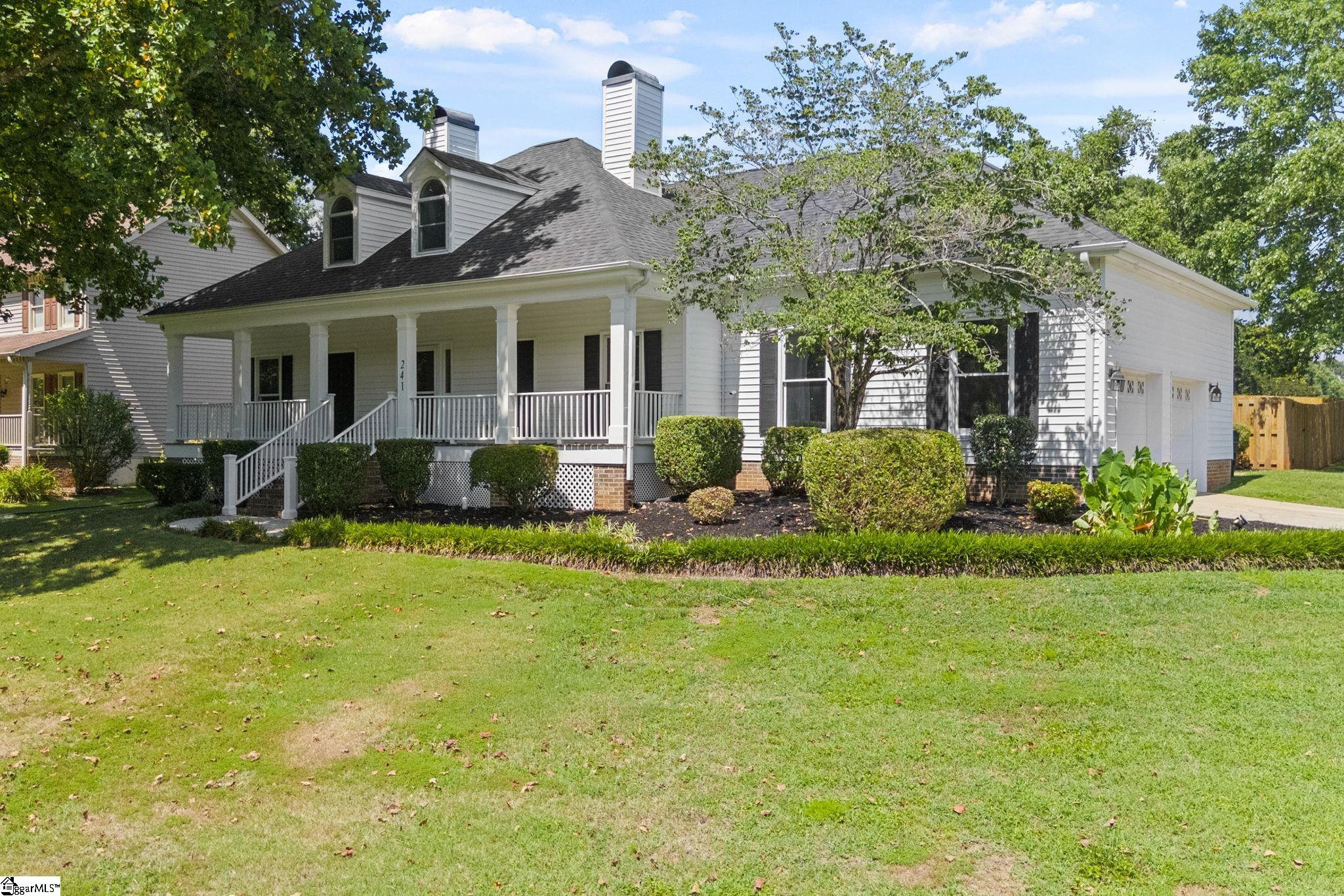 241 Hardwood Road Greenville, SC 29607 - Photo 2 of 31 Gallery Image 2