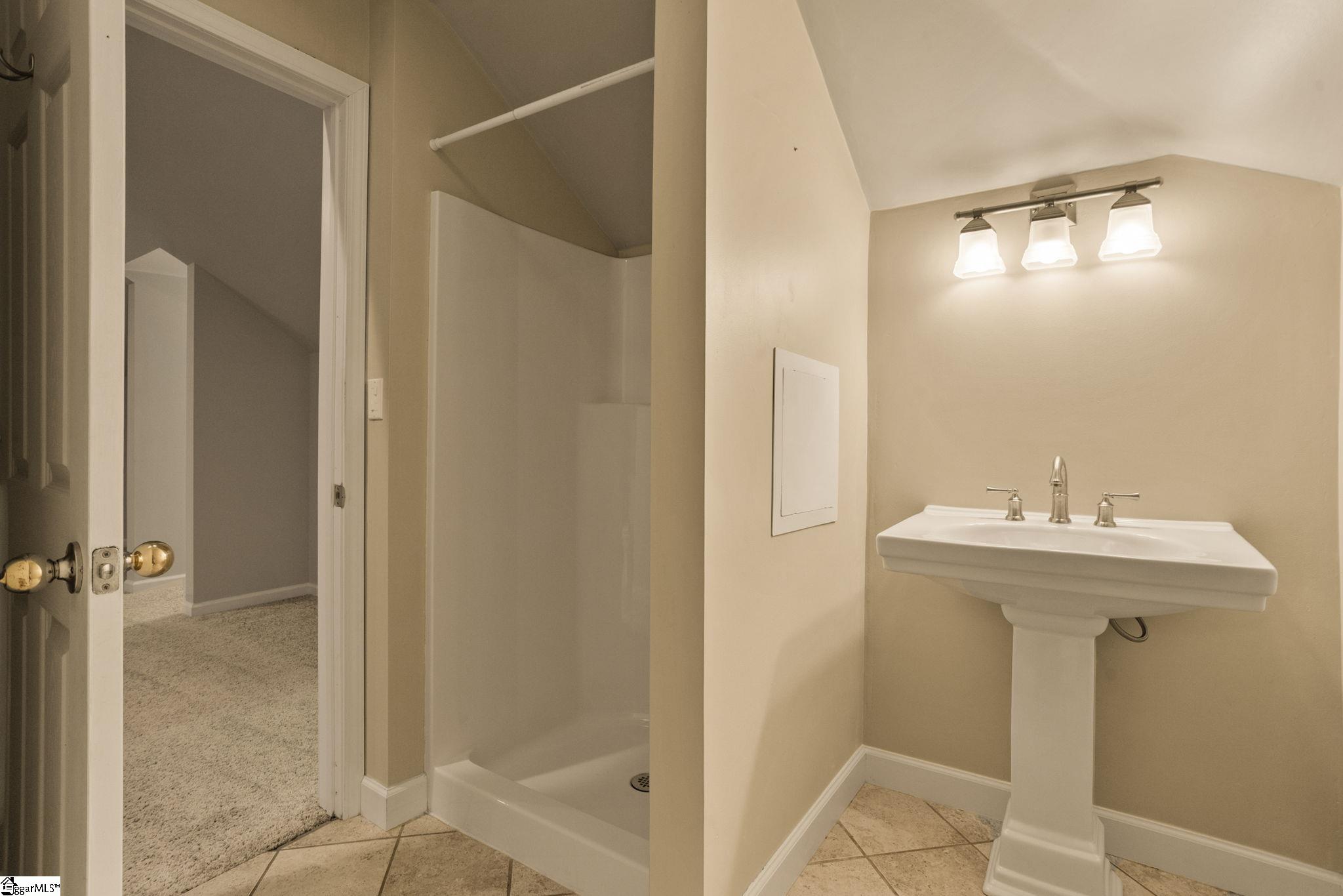 241 Hardwood Road Greenville, SC 29607 - Photo 25 of 31 Gallery Image 25