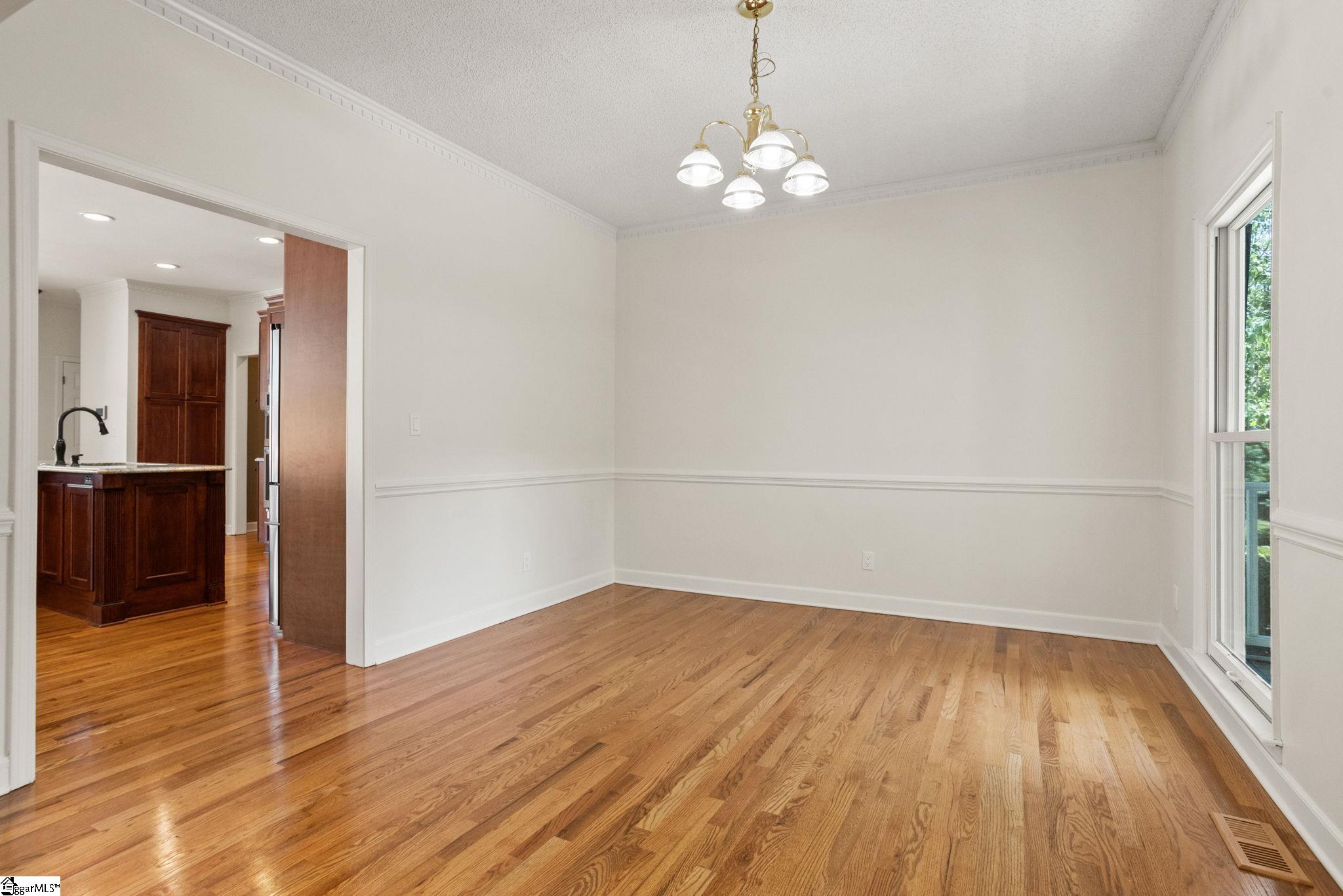 241 Hardwood Road Greenville, SC 29607 - Photo 5 of 31 Gallery Image 5