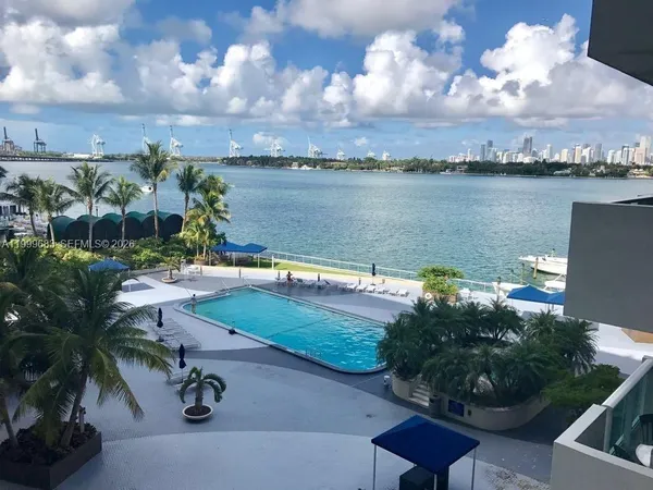 $3,000 | 1200 West Avenue, Unit 531, Miami Beach, FL 33139