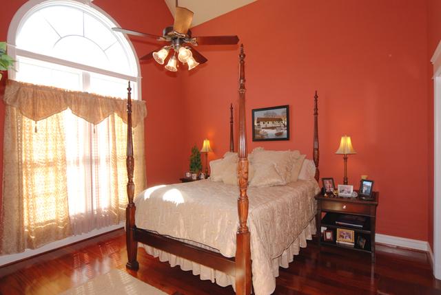 3320 Allen Barrett Road Murfreesboro, TN 37129 - Photo 10 of 19 Large Second Bedroom on Main Level with its OWN BATHROOM!