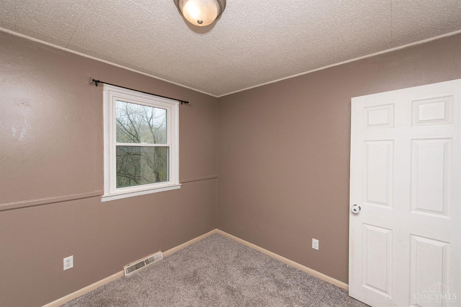 6870 Mullen Road Cincinnati, OH 45247 - Photo 36 of 46