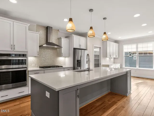 $1,200,000 | 2117 Bee Cave Court, Apex, NC 27539