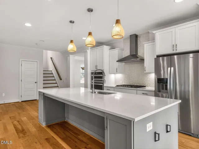 $1,200,000 | 2117 Bee Cave Court, Apex, NC 27539